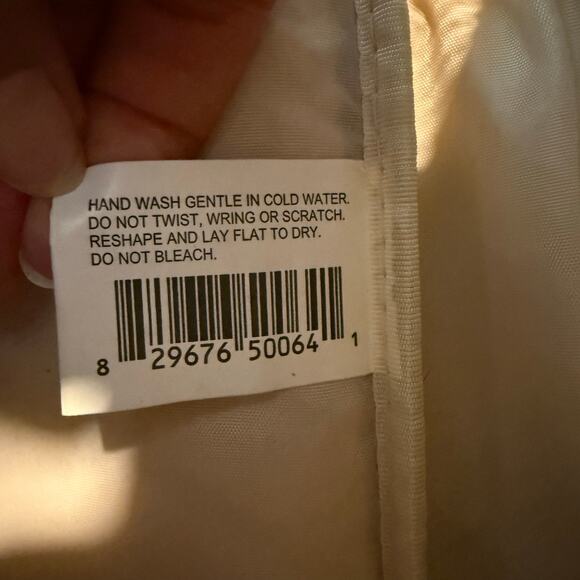 Yellow Vented Vintage Pet Carrier Tote - Picture 5 of 12